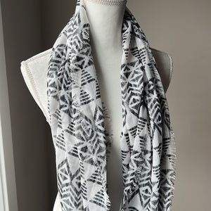 American Eagle Outfitters Scarf